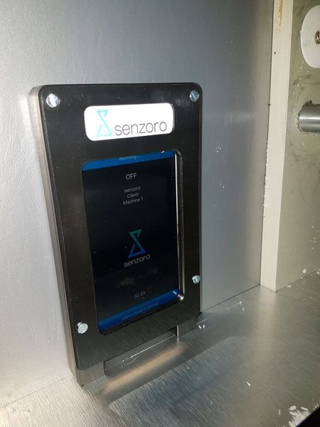 Mit dem Smartphone jede Maschine auslesen – möglich machen soll das die App „Track Predict“ des Start-ups Senzoro.  (Senzoro)