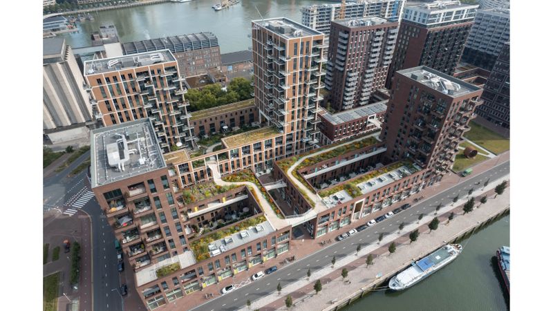 Der Wohnkomplex De Groene Kaap in Rotterdam mit Dachbegrünung von Optigrün.(Bild:  Optigrün international AG)