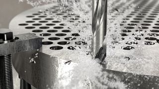 Aufgrund seiner speziellen -M5-Geometrie steigert der Corodrill DE10 nach Aussage von Sandvik Coromant die Produktivität beim Bohren und optimiert dabei noch die Arbeitsabläufe. (Bild: Sandvik Coromant)