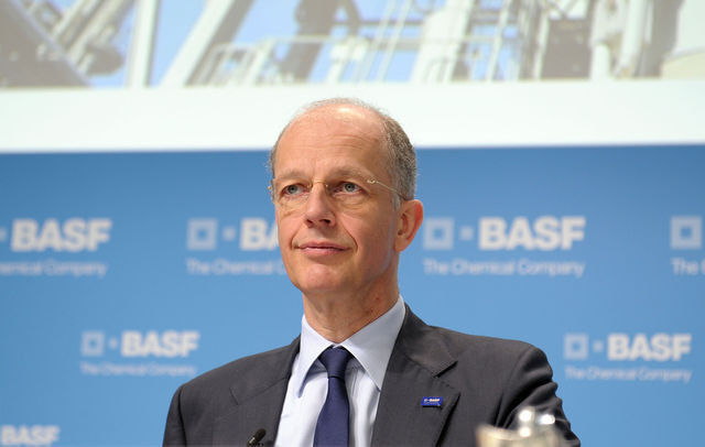 Dr. Kurt Bock, Chairman of the Board of Executive Directors is presenting the 2013 financial results. (Picture: BASF / Kunz)