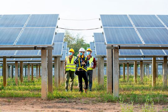 Die Pandemie wirkt sich auf alle Bereiche aus. Auch der Energiesektor ist nicht ausgenommen. Bei der EEG-Novelle hat man darauf reagiert.(Bild:  ©visoot - stock.adobe.com)
