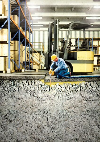 Mit der Floor-Lift-Methode werden beschädigte Bodenabschnitte mit expandierenden Kunstharzen wieder fit gemacht. Bild: Uretek (Archiv: Vogel Business Media)