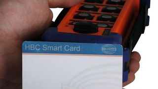 Die HBC-Smart-Card schützt die Steuerungen dieses Anbieters vor unbefugter Benutzung. Bild: HBC-Radiomatic (Archiv: Vogel Business Media)