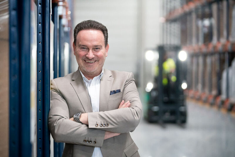 Michael Lederer, Geschäftsführer des Frankfurter Industriedienstleisters Wisag, freut sich auf die nahende Eröffnung seines neuen Standorts im Duisburger Hafen.