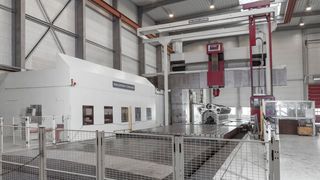 Von Waldrich Coburt stammt die im eigenen Portfolio größte Portalfräsmaschine namens Powertec-Gantry. Sie hat es auf Platz 3 im Ranking geschafft. (Bild: Waldrich Coburg)