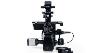 Die I-Xplore IX85 Plattform bietet eine Feldzahl (FN) von 26,5 mm sowie einer Reihe von fortschrittlichen End-to-End-Imaging- und Workflow-Funktionen. (Bild: Evident)