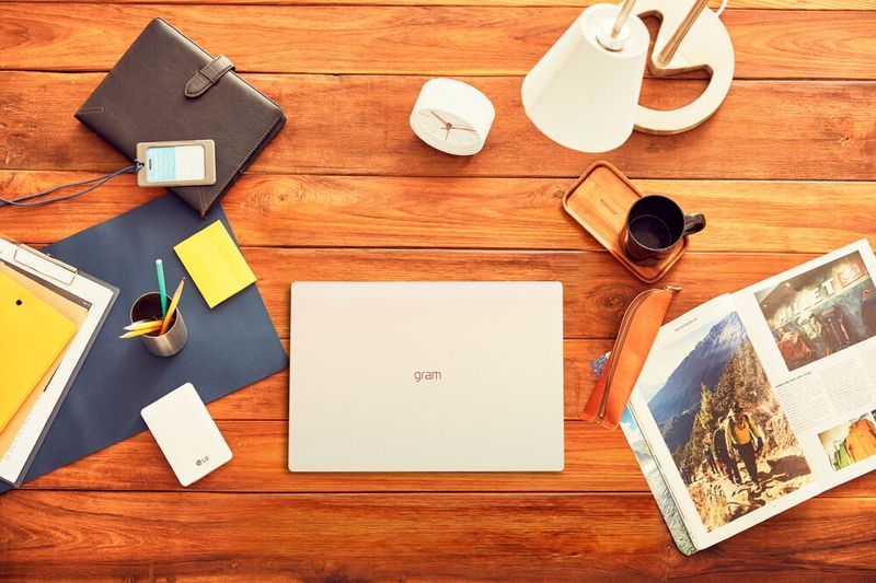 Mit einem Gewicht von 1.120 Gramm ist das LG Gram 15 für ein 15,6-Zoll-Notebook sehr leicht. (LG Electronics)