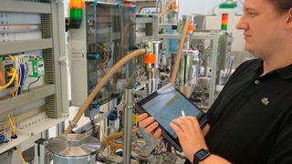 Künstliche Intelligenz macht‘s möglich: Der moderne Automatisierer „programmiert“ ohne Programmcode. (Centrum Indutrial IT (CIIT))