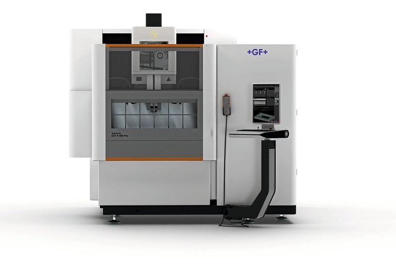 Die Cut P 550 Pro mit der neuen Mensch-Maschine-­Schnittstelle (MMI) für höchste Produktivität.  (GF Machining Solutions)