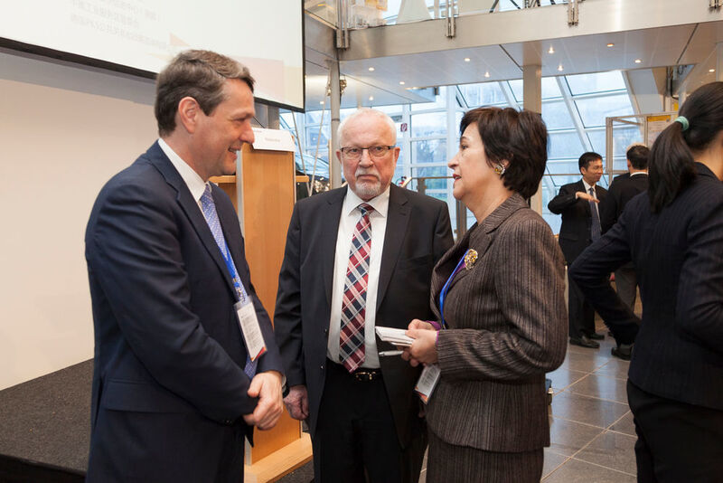 Dietrich Wersich, Erster Vizepräsident der Hamburgischen Bürgerschaft, Lothar de Maizière, Ministerpräsident a.D., Oda Scheibelhuber, Staatssekretärin a.D. (v.l.n.r.) (Bild: Maik Reichert)