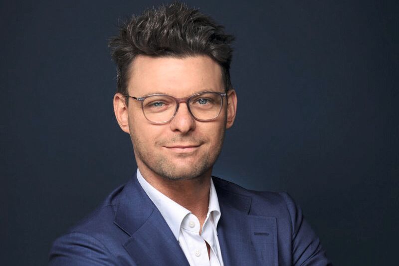 Sebastian Salis, Google Automotive, testet bei der Feser Graf Gruppe Google Vehicle Ads. (Bild: Google)