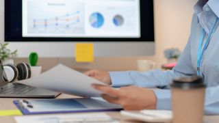 In drei Vierteln der untersuchten Branchen konnte eine Verbesserung der Umsatzwachstumsraten von mindestens 5 Prozent netto im Vergleich zu Unternehmen ohne eine CDO-Funktion festgestellt werden.  (Bild: Puwasit Inyavileart - stock.adobe.com)