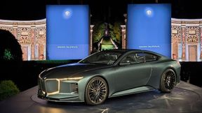 BMW unveiled the Vision Alpina in the garden of the Villa d'Este on Lake Como (Image:SP-X/Mario Hommen)