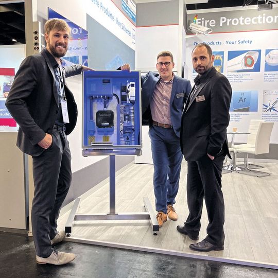 Das smarte FGSDS benötigt nur je einen Melder zur Überwachung des Lagervolumens.(Bild:  T&B)