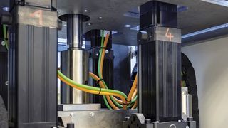 de-2021-04-827-sew0621-elektrozylinder (Quelle: SEW-Eurodrive)