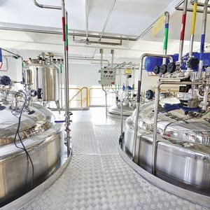 Bedienlösungen mit einem modernen Oberflächen-Design sind bei Phoenix Contact auch für explosionsgefährdete Bereiche verfügbar.