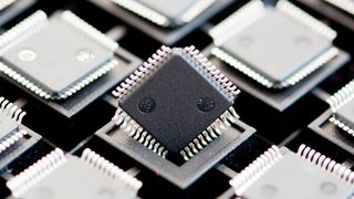 Renesas is a global supplier of advanced semiconductor solutions (symbolic image). (Source: Nivellen77 - stock.adobe.com)