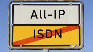 ISDN blickt seinem Ende entgegen, All-IP-Anschlüsse werden deshalb auch in Unternehmen die Zukunft sein. (Bild: Matthias Buehner – Fotolia.com)