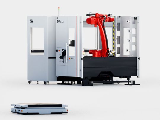 Mit der S-cell zeigt SW, wie flexible Fertigung durch autonome Automatisierung funktioniert.(Bild:  Schwäbische Werkzeugmaschinen)