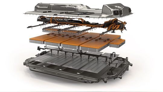 Der Zustand der Antriebsbatterie eines E-Autos lässt sich nur schwer beurteilen. Neue Testverfahren sollen das nun ändern. Der Zustand der Antriebsbatterie eines E-Autos lässt sich nur schwer beurteilen. Neue Testverfahren sollen das nun ändern.