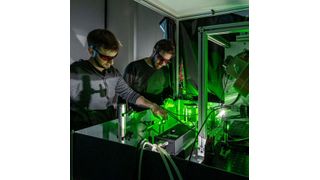 Prof. Dominik Bucher uses defects in diamond (NV-centers) as quantum sensors for NMR spectroscopy on the nano- to microscale. (Source: Andreas Heddergott / TUM)