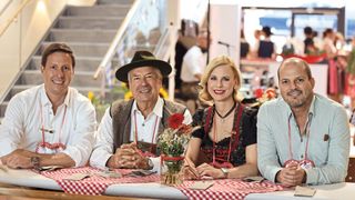 Das Management-Team von Fotofinder: Julian Mayer, Rudolf Mayer, Kathrin Niemela, Andreas Mayer (v.l.n.r.) (Bild: Fotofinder)