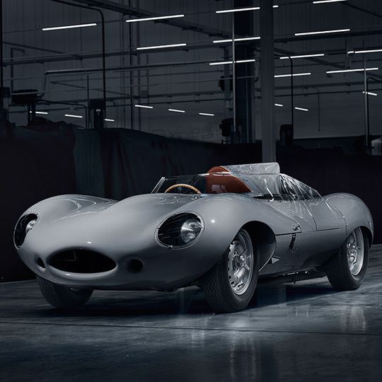 Jaguar baut den alten D-Type von 1955 neu.(Bild:  Jaguar)
