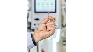 Bei der Herstellung der kleinen Zahnbohrer ist eine äußerst hohe Bearbeitungspräzision gefordert.  (Beckhoff Automation)