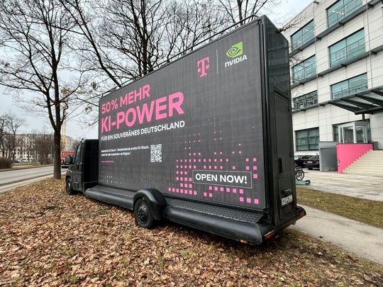 Im neuen Innovation Center in München sollen technologische Innovationen nicht nur zu präsentiert, sondern mit Kunden und Partnern konkret anwendbar gemacht werden.(Bild:  ewg - VIT)