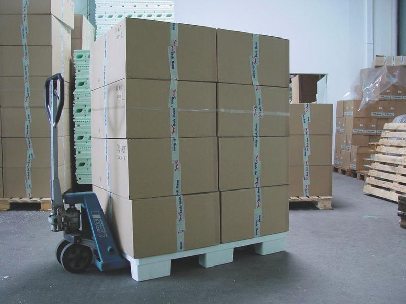Für einen Großteil der Transportaufgaben ausreichend: Paletten aus Styropor haben sich in den letzten Monaten vor allem im Exportbereich etablieren können.  Bild: Logis Systems (Archiv: Vogel Business Media)