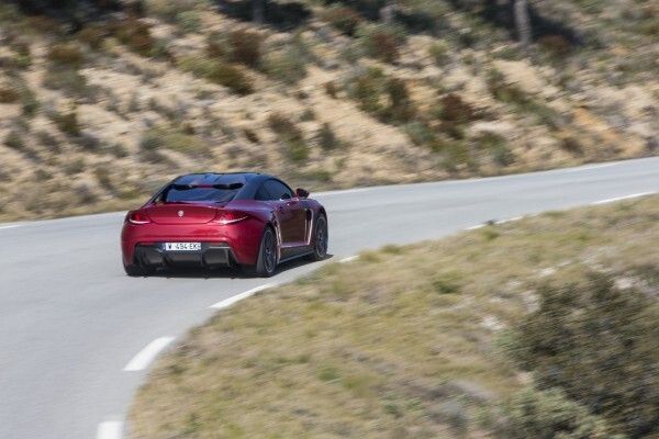Die ersten Exemplare des elektrischen Supersportwagens Furtive eGT werden ab Ende 2013 ausgeliefert (Bild: Exagon)