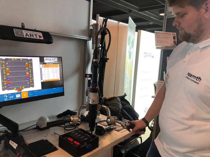 Hierbei stand die Arbeitsplatzgestaltung im Vordergrund. Gezeigt wurden die Schrauber Ergospin und Nexo von Bosch Rexroth. (Bild: VCG/Juliana Pfeiffer)
