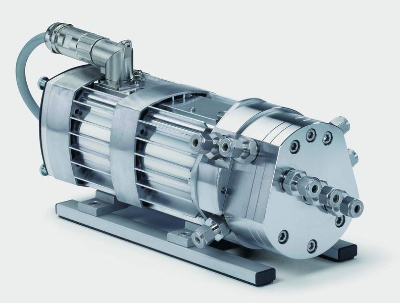 Auch die Zulieferer entdecken die Mikroverfahrenstechnik – beispielsweise der Pumpenhersteller KSB mit seiner Microchem-Kreiselpumpe. Sie fördert pulsationsfrei wenige Milliliter bis zu 300 Liter pro Stunde – und das in einer einzigen Ausführung. Bild: KSB (Archiv: Vogel Business Media)
