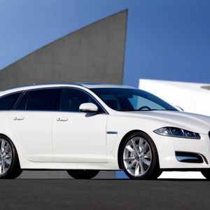 Jaguar legt mit dem XF Sportbrake wieder einen Kombi auf.