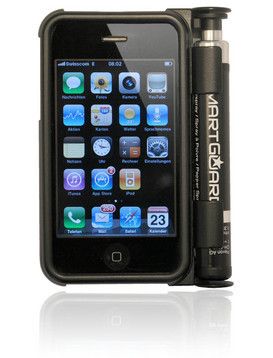Wenn es mal gefährlich wird: Für rund 12 Euro gibt es bei der Schweizer Firma Piexon die iPhone-Schutzhülle „Smartguard“ mit Pfefferspray-Halterung. (Piexon)