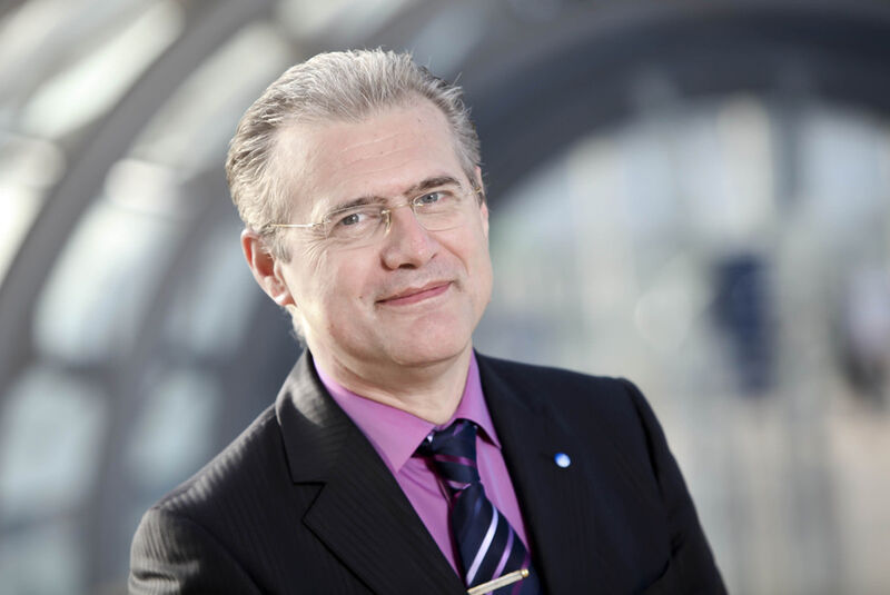 Prof. Dr. Karl Liebstückel, bisheriger Vorstandsvorsitzender der DSAG, widmet sich neuen Aufgaben: Er will ein neues Institut für Software-Design leiten. (© DSAG 2012)
