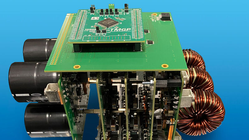 Der Multi-Level Ansatz der Bridge-Leg-Boards in Toshibas modularem PFC-Systemkonzept SiC-Cube erlaubt den Einsatz von 650-V-MOSFETs anstelle von 1200-V-Komponenten