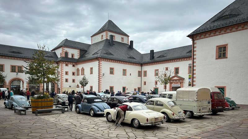 Überaus selten ist die Doppelkabinen-Ausführung des Transporters T1. (Bild: Peter Diehl)