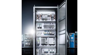 Klima-Tipp: Je nach Verlustleistung und Größe des Schaltschranks ist auch eine passive Entwärmung ohne aktive Klimatisierungskomponenten wie Kühlgeräte möglich. (Rittal)