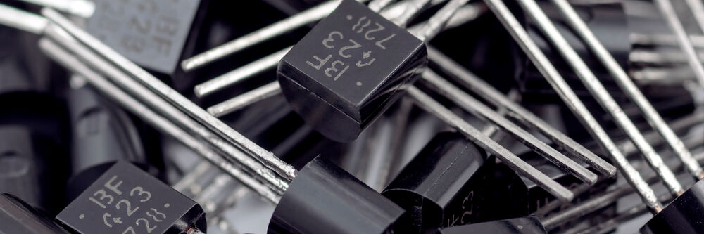 Difference Between MOSFET & BJT, MOSFET Basics