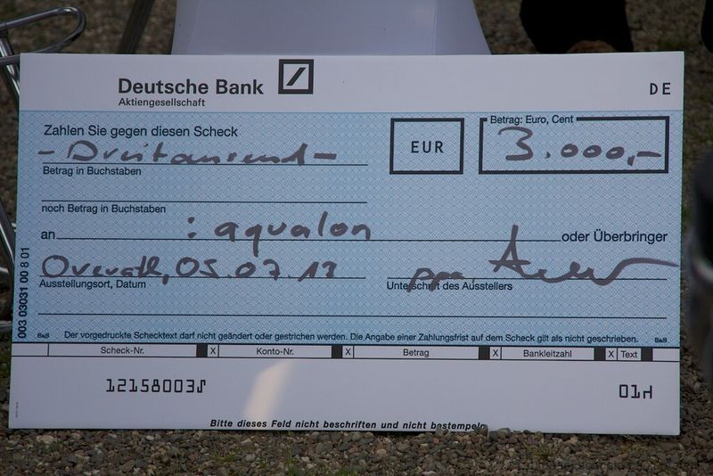 Insgesammt 3.000 Euro kamen für die kleinen Forscher zusammen. (Michael Scaccia, Michael Scaccia)