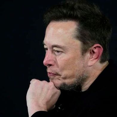 Bei Tesla läuft es nicht ganz so rund, wie die neuesten Zahlen verraten. Außerdem hakelt es beim humanoiden Roboter Optimus und beim Robotaxi Cybercab ... (Bild: AP)