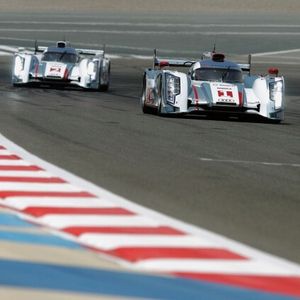Doppelerfolg in der Wüste von Sakhir: Marcel Fässler/André Lotterer/Benoît Tréluyer gewannen im Audi R18 e-tron quattro den sechsten Lauf zur FIA Langstrecken-Weltmeisterschaft WEC in Bahrain