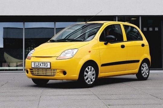 Heute schon auf dem Markt:  Der Citysax ist ein Umbau der Dresdener Citysyax Mobility GmbH auf Basis des Chevrolet Matiz. Der Umbau schlägt allerdings allein schon mit 31.211 Euro zu Buche. Die Reichweite soll maximal 120 Kilometer betragen. (Archiv: Vogel Business Media)