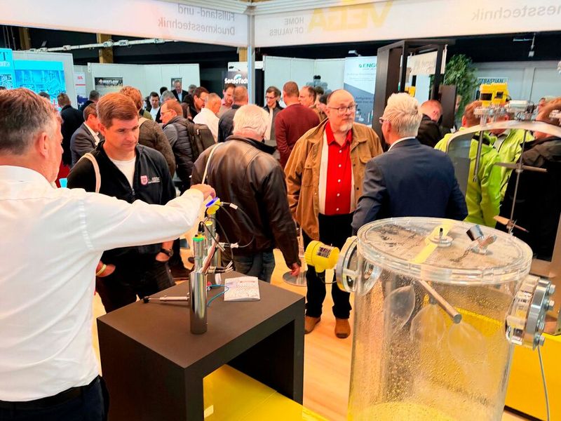 An den Ständen waren die jeweiligen regionalen Ansprechpartner vertreten und boten die Möglichkeit zu lösungsorientierten Fachgesprächen in einer professionellen und serviceorientierten Messeatmosphäre. (Bild: René Thomas / Meorga)