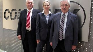 Die neue Geschäftsleitung der Schweizer Contrinex AG (von rechts): Peter Heimlicher, Annette Heimlicher und Friedrich Keglowich. (Archiv: Vogel Business Media)