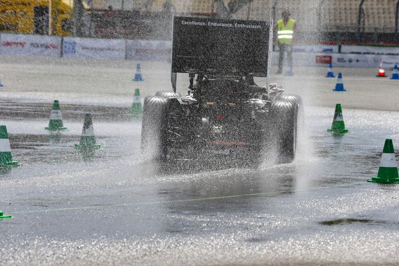 Foto-Impressionen von der Formula Student Germany 2015 (Bild: 