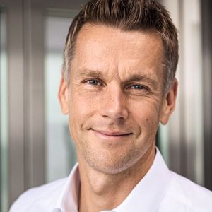 Zum 1. Oktober tritt Kai Vogler in das Leitungsgremium ein und wird Vorstand für Sales und Marketing. Diese Funktion hatte bislang Griffiths in Personalunion mit dem Vorsitz sowie neben der Führung von Cupra inne.(Bild:  Seat)