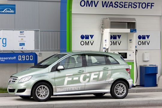 Neu eröffnet: Die Zapfstelle am Stuttgarter Flughafen – eine der wenigen Wasserstoff-Tankstellen im Lande. (Archiv: Vogel Business Media)
