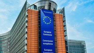 Die EU-Kommission teilte am Montag, 17. April, mit, die Ende des Jahres auslaufende Kfz-GVO nebst den ergänzenden Leitlinien zu verlängern. (Bild: frei lizenziert)